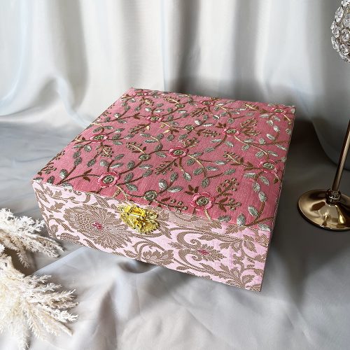 keepsake boxes